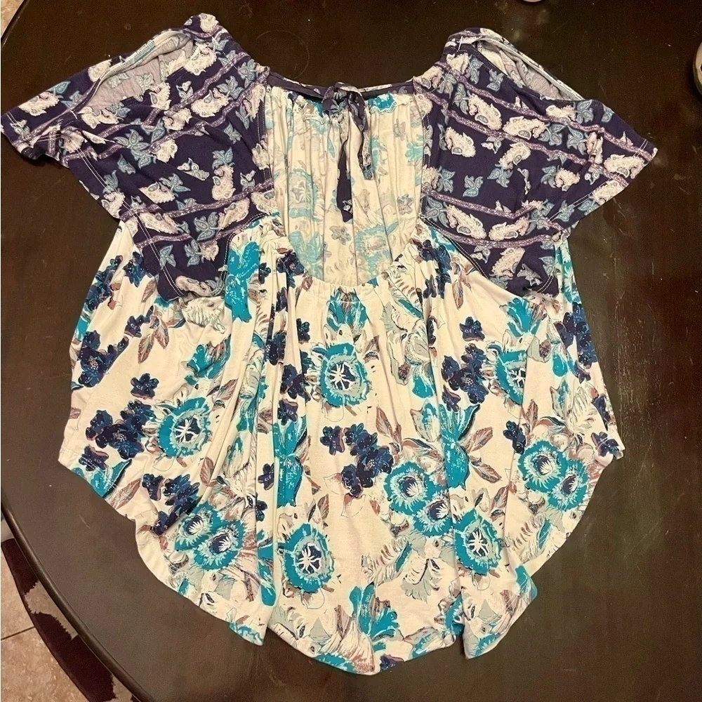 FREE People‎ flow cold shoulder blouse